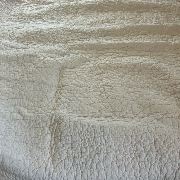 Pottery Barn Kids Cream and Multicolor Floral Quilt - Picture 2 of 8